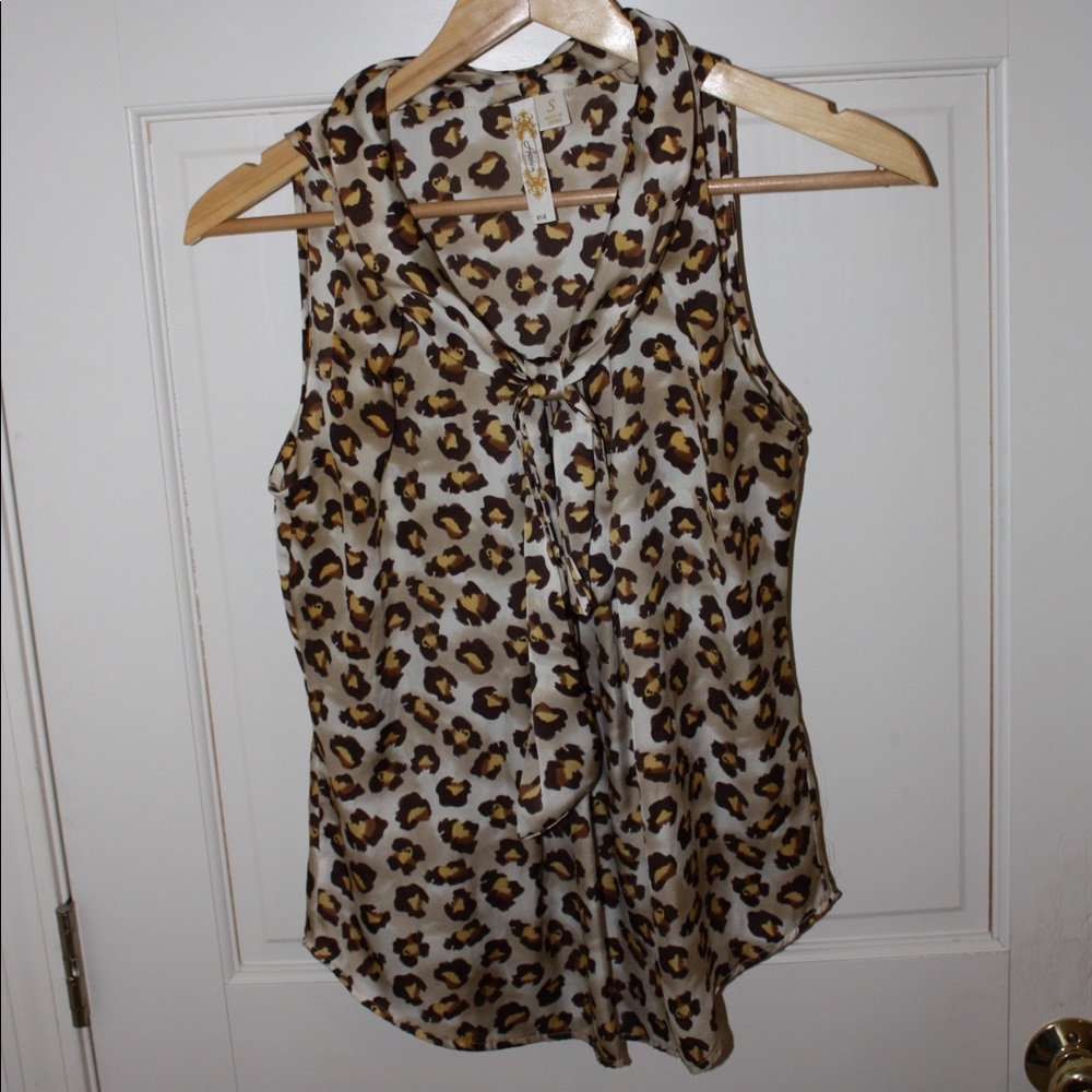 Adiva cheetah top